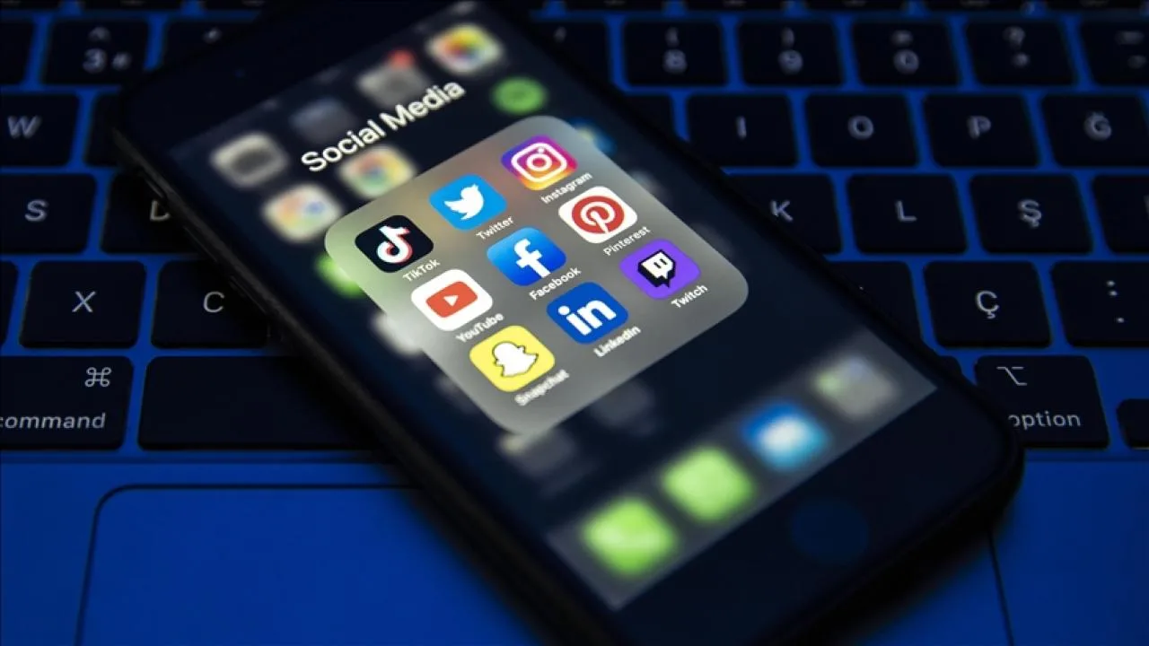 30 yüksek takipçili sosyal medya hesabına erişim engellendi