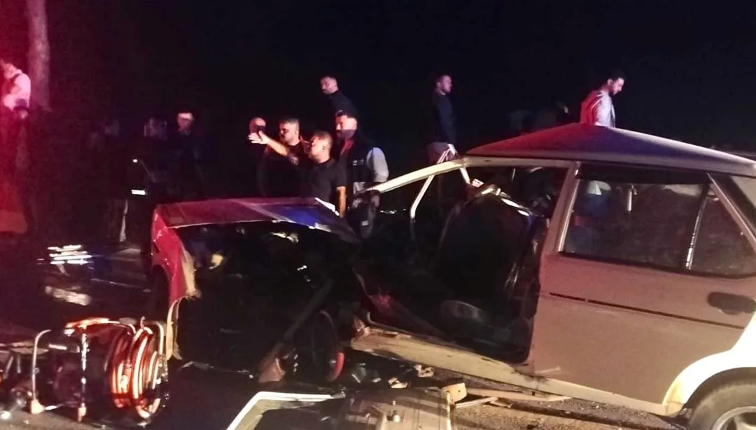 Aydın’da iki araç çarpıştı, biri uçuruma yuvarlandı – Son Dakika Türkiye Haberleri