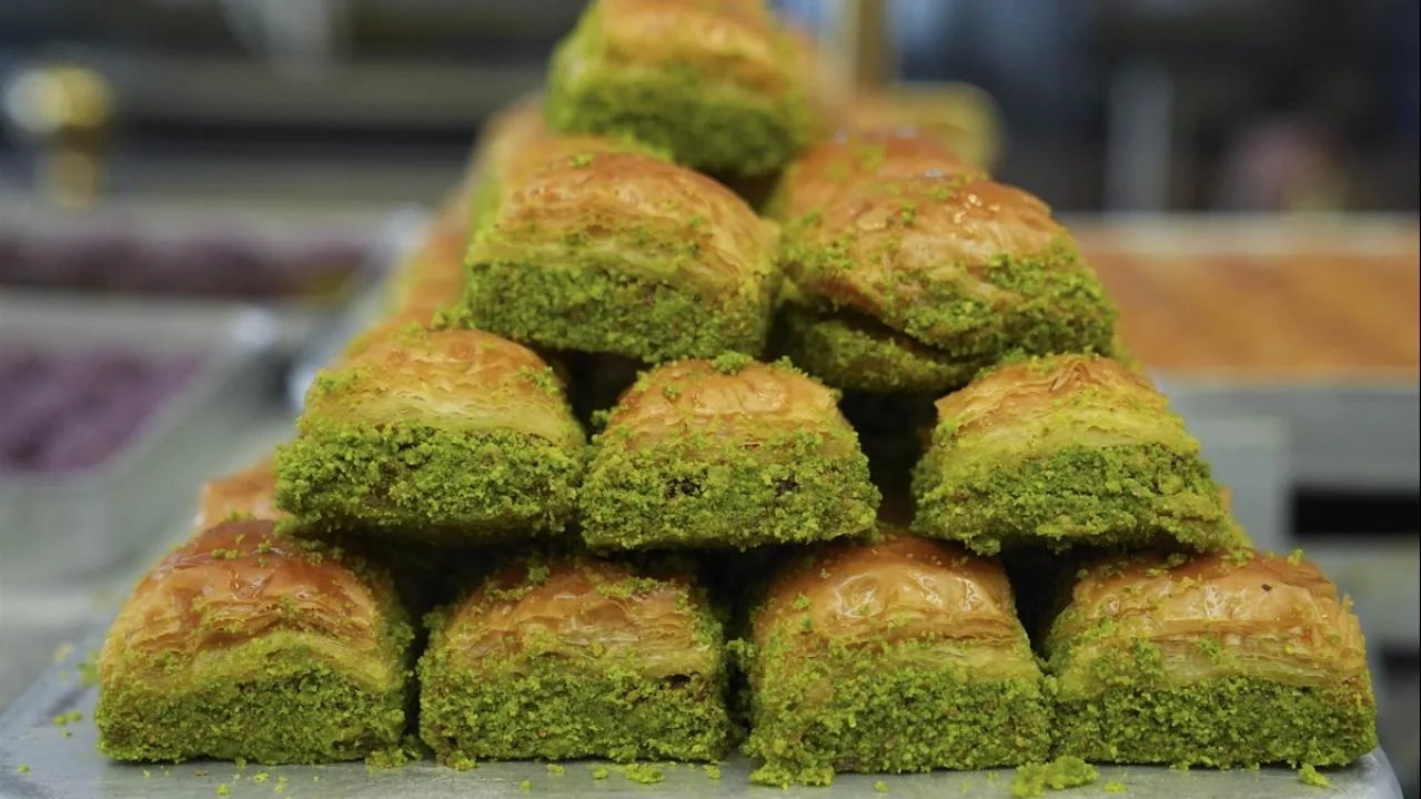 Köftede kalp, baklavada boya tespit edildi