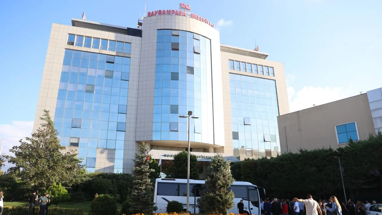 Bayrampaşa Belediyesine yönelik yolsuzluk soruşturması: 20 tutuklama