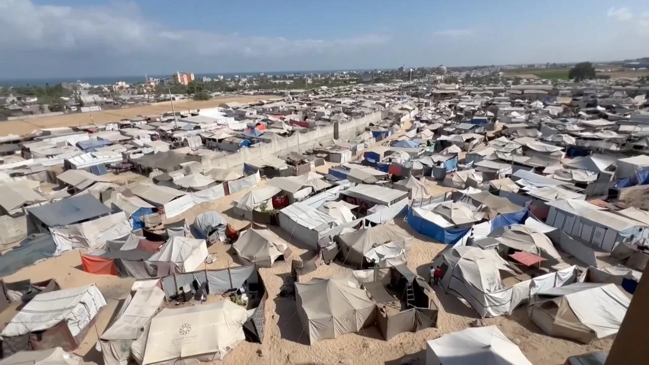 TRT Gazze’deki çadır kentleri görüntüledi