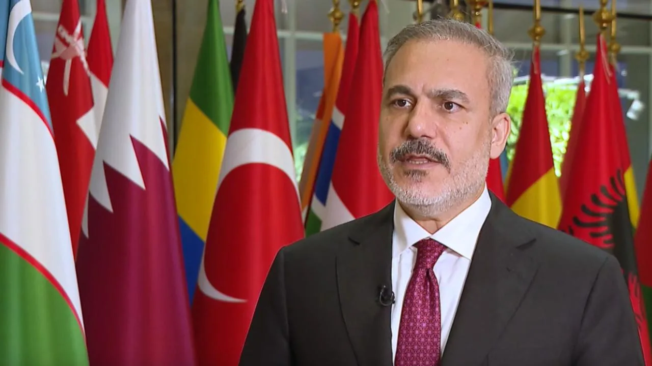 Sadece Filistin meselesiyle karşı karşıya değiliz. Aynı zamanda İsrail yayılmacılığıyla karşı karşıyayız