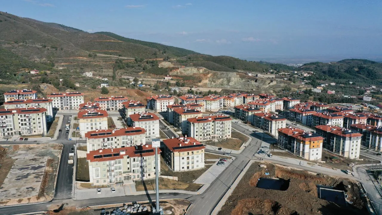 Asrın inşasında 300 bin yuva hazır
