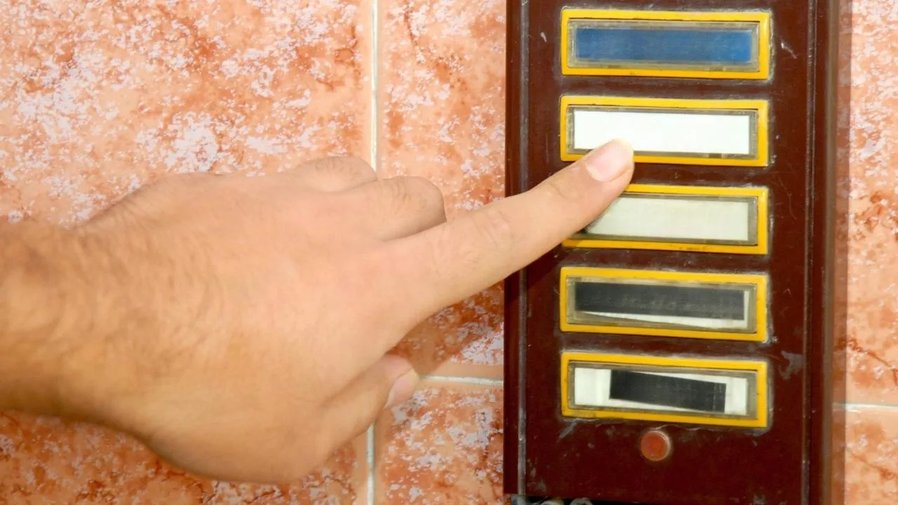 Husumetlisinin ziline basıp kaçan kişiye hapis cezası verildi