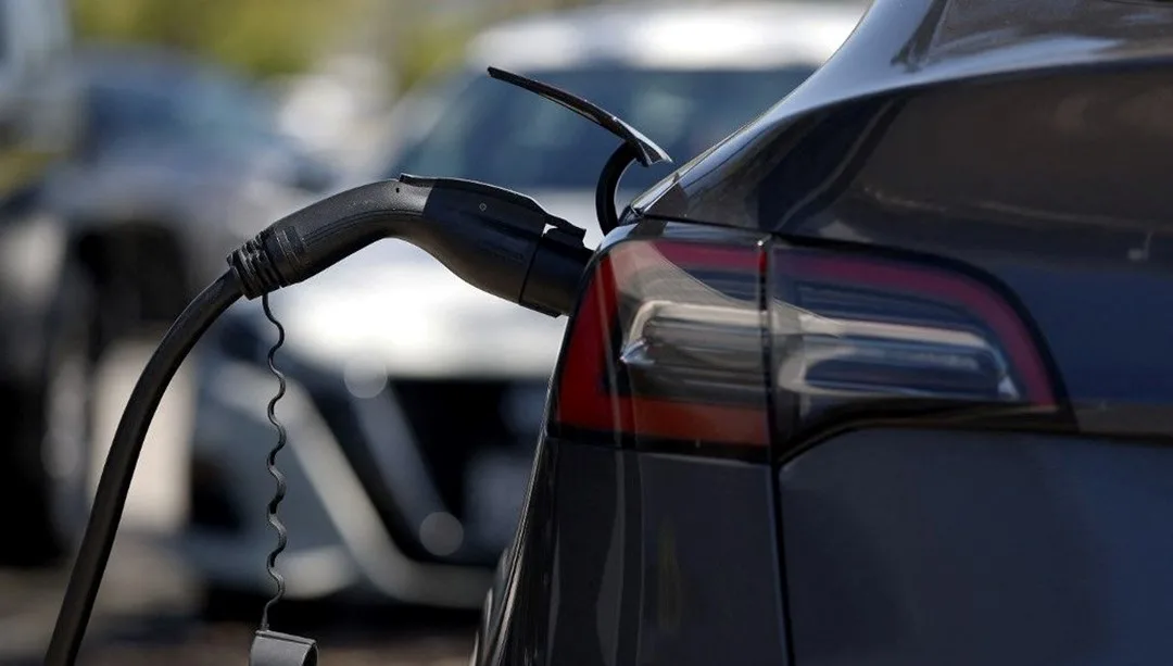 Tesla’dan önemli adım… Her yerde şarj edilecek