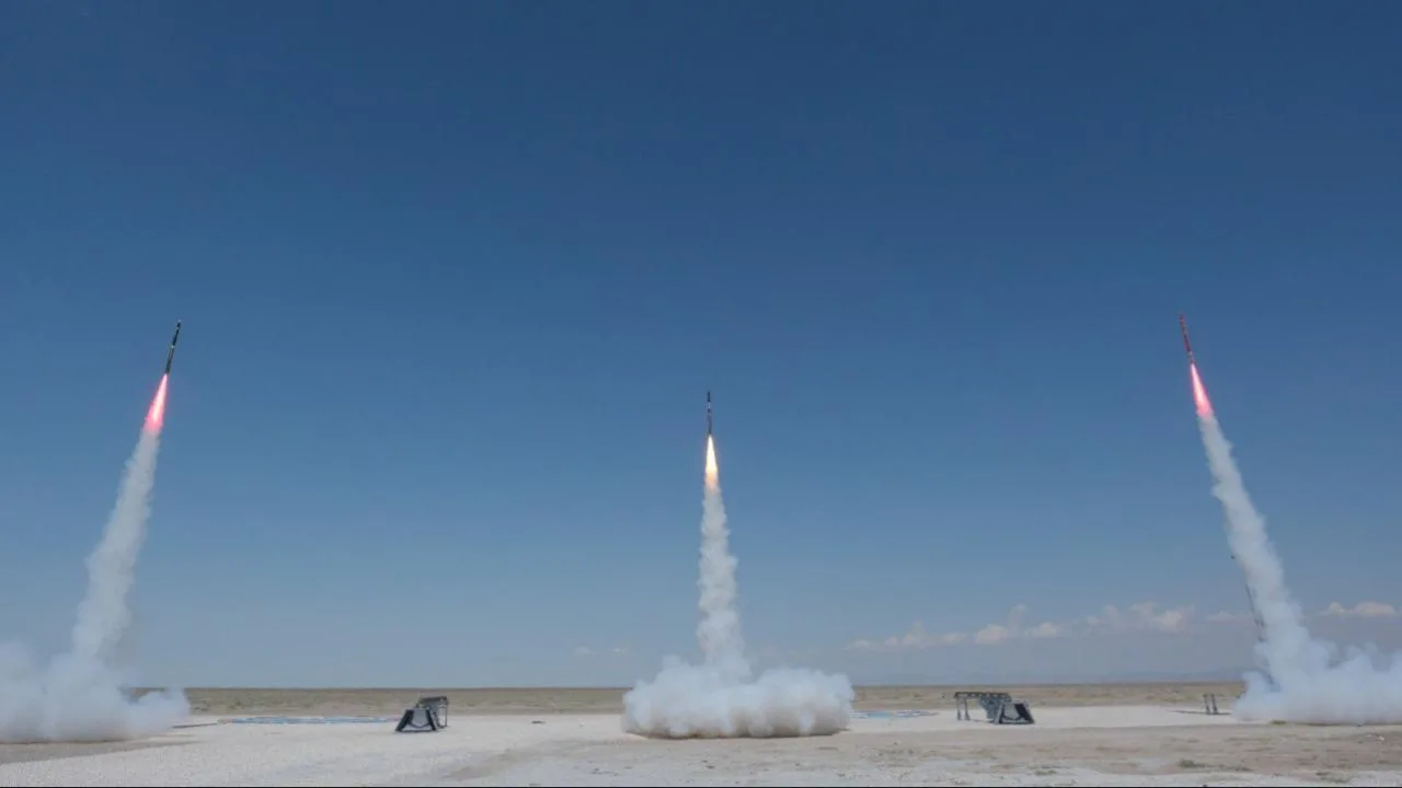 TEKNOFEST Roket Yarışması’nda üç ayrı roket aynı anda ateşlendi