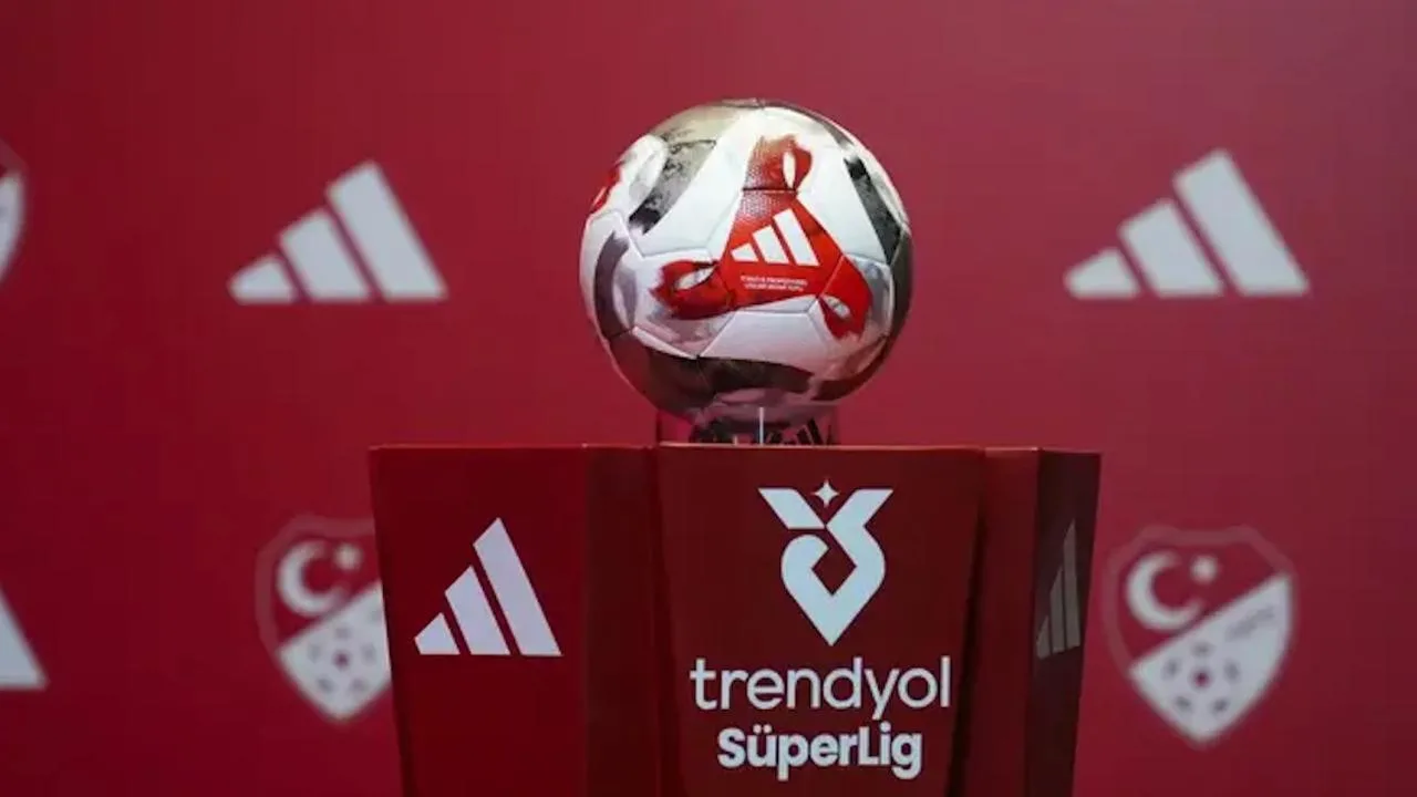 Süper Lig'de maç saati değişti