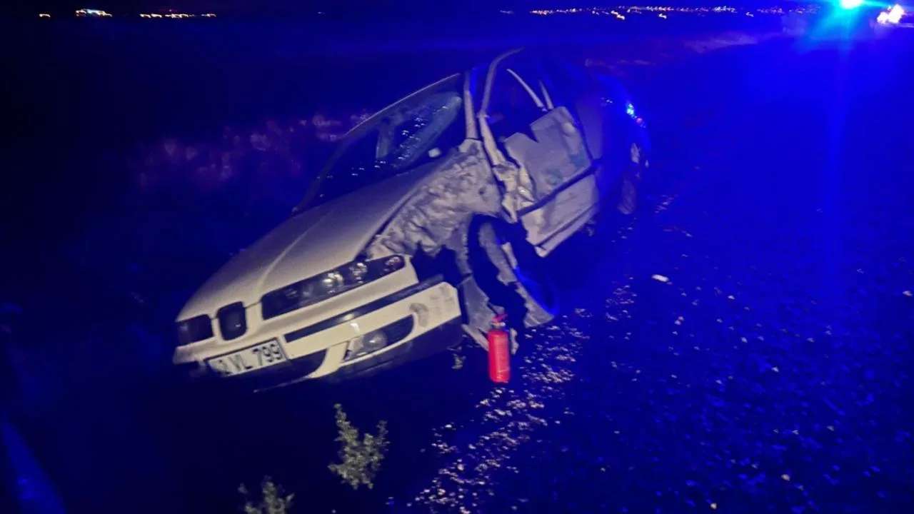 Konya’da işçi servisi ile otomobil çarpıştı: 18 yaralı