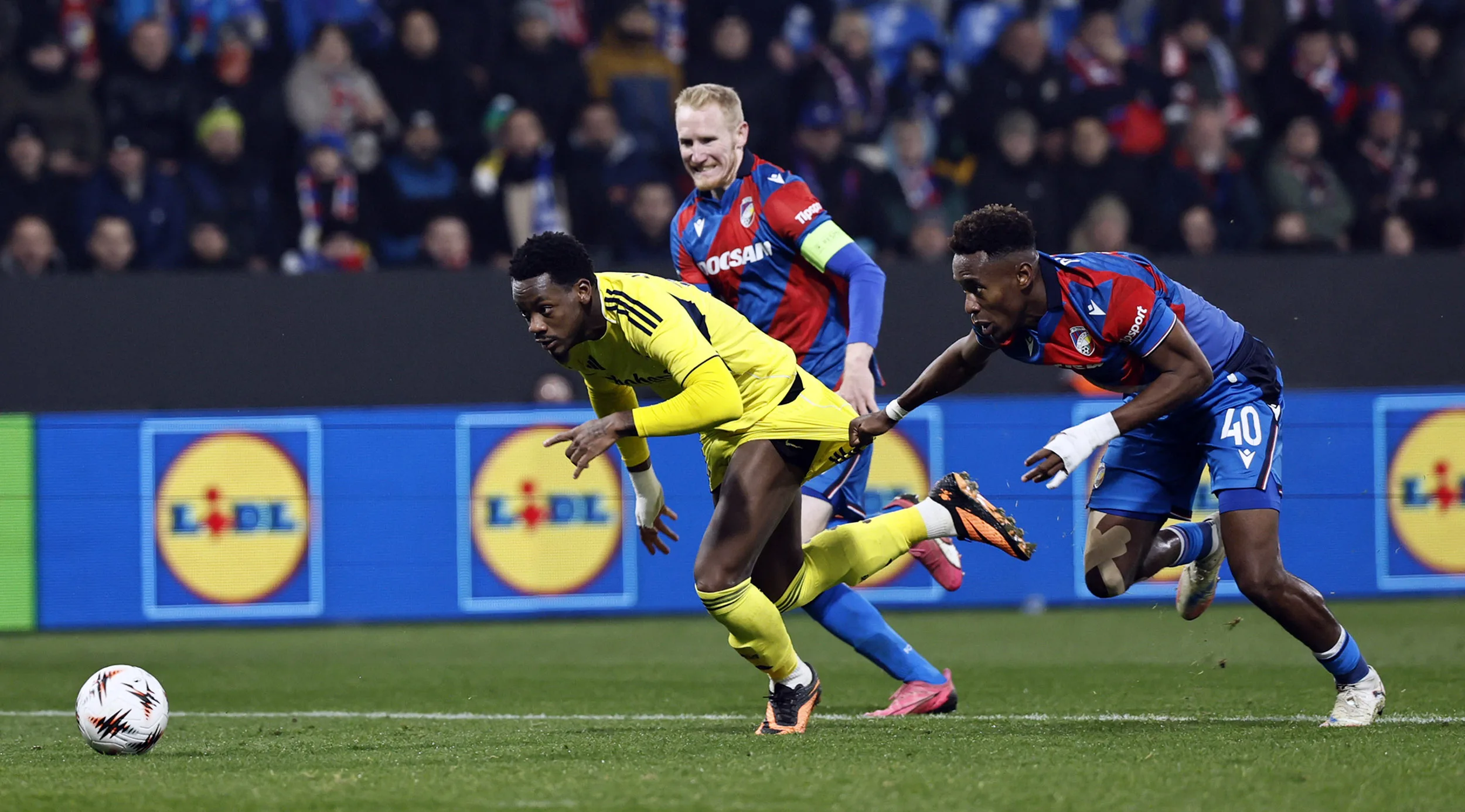 Viktoria Plzen ile 0-0 berabere kalan Fener 15. sırada – BRTK